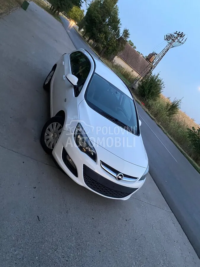 Opel Astra 2015 photo 5