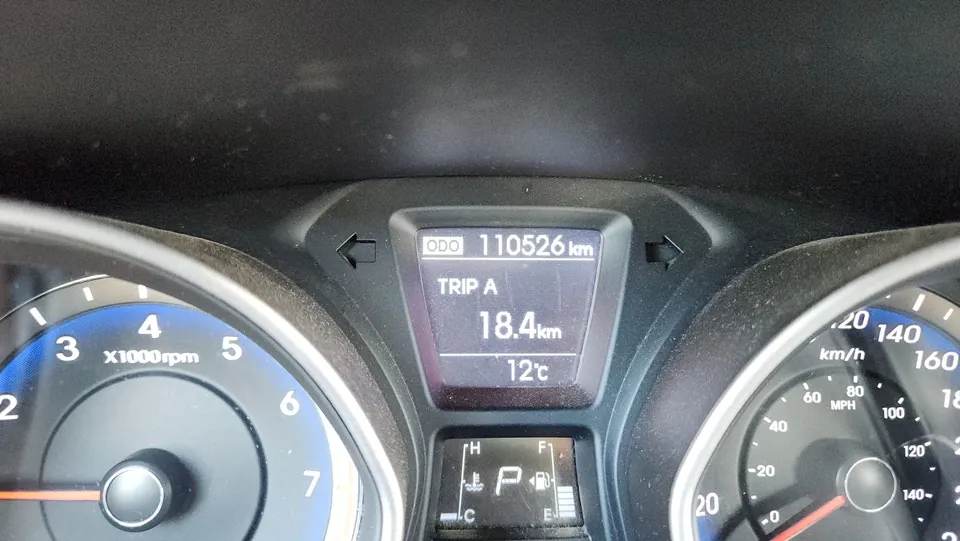 Hyundai Elantra 2014 photo 2