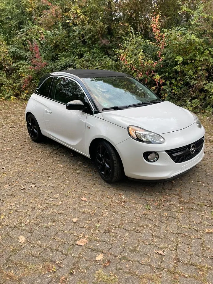 Opel Adam