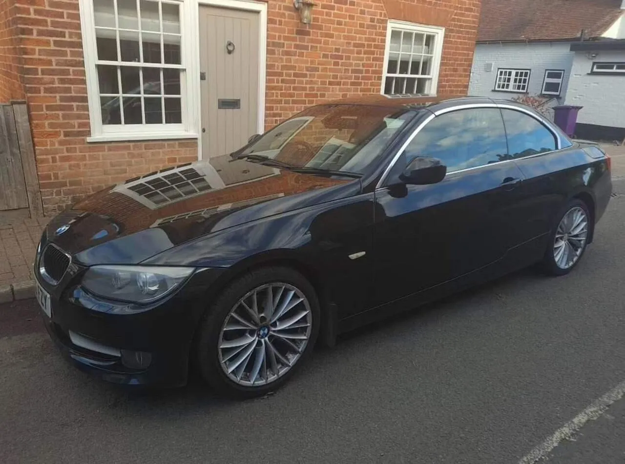 BMW 3 Series 2010 photo 4