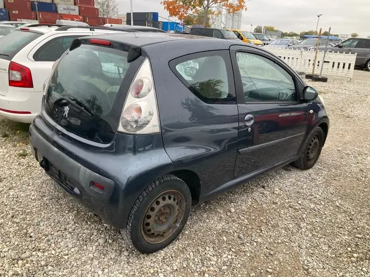 Peugeot 107