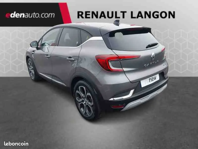 Renault Captur 2023 photo 3