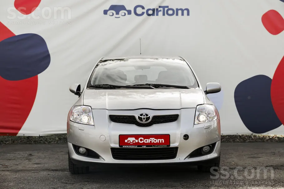 Toyota Auris 2007 photo 2