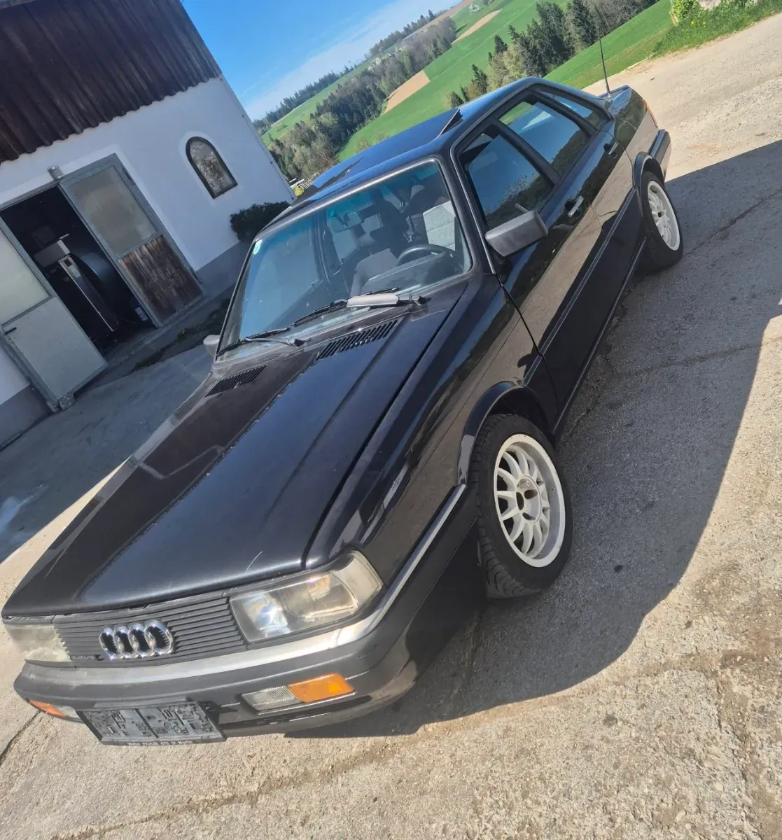 Audi 90 1986 photo 2