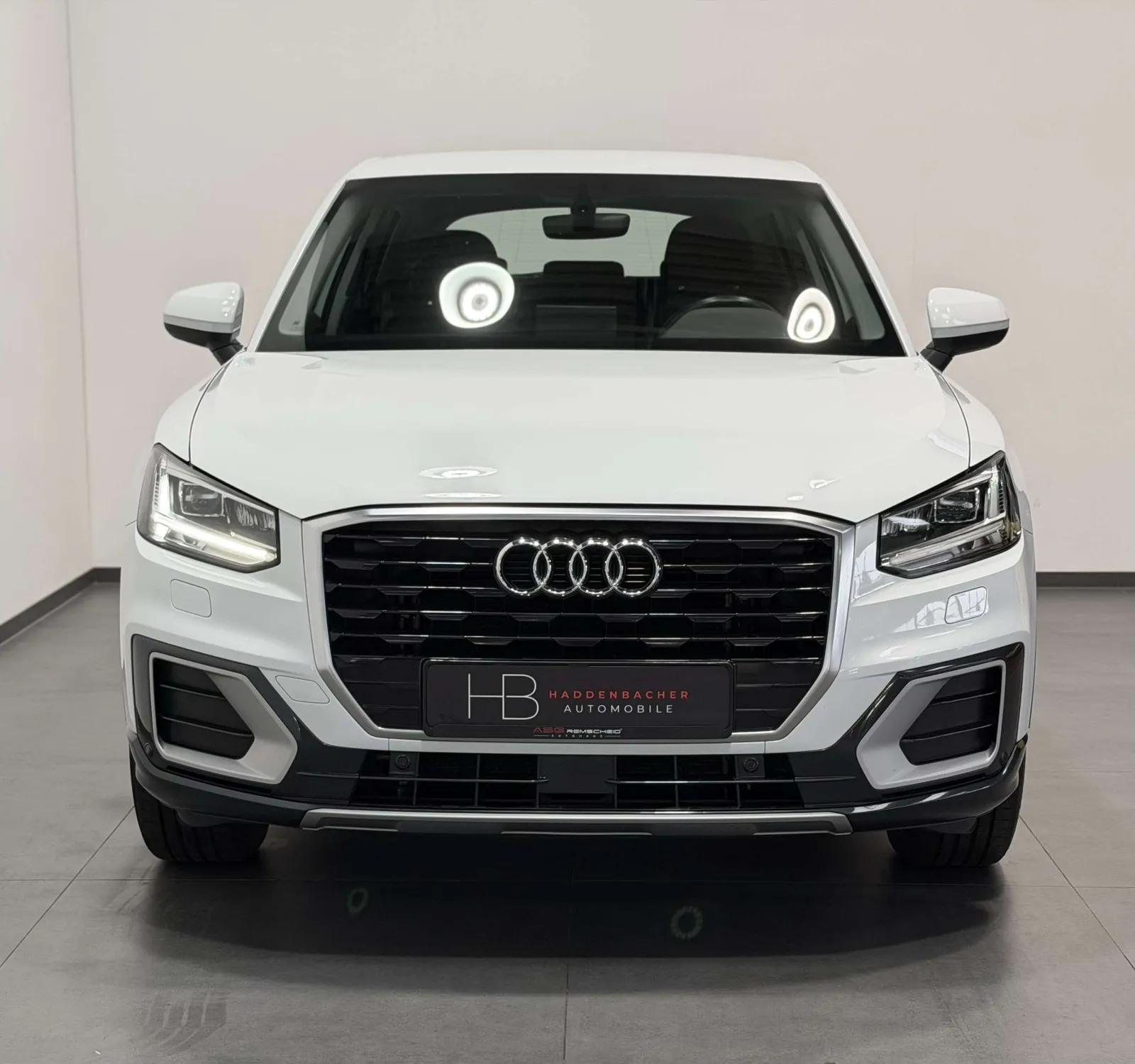 Audi Q2 2017 photo 2