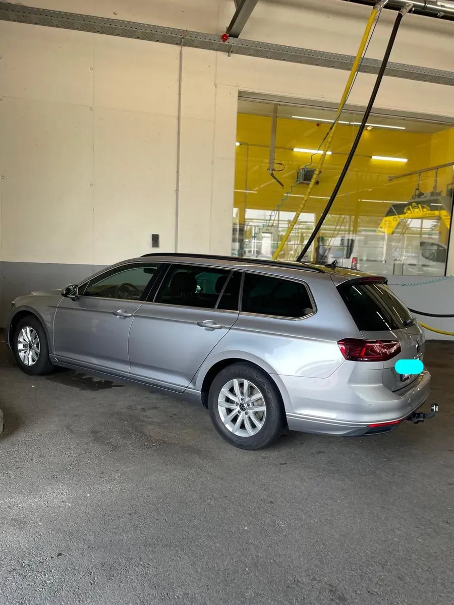 Volkswagen Passat 2022 photo 3