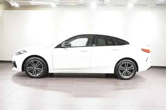 BMW 218D 2021 photo 5