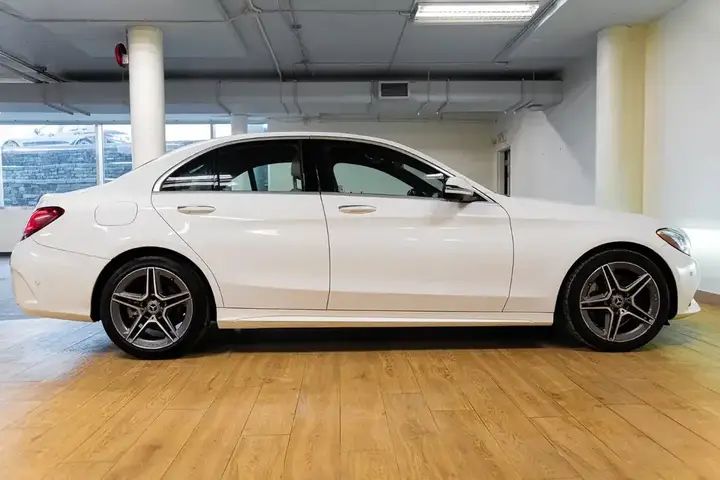Mercedes-Benz C-Class 2021 photo 5