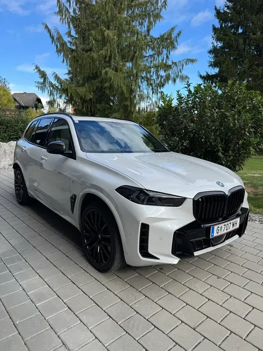 BMW X5 2023 photo 2
