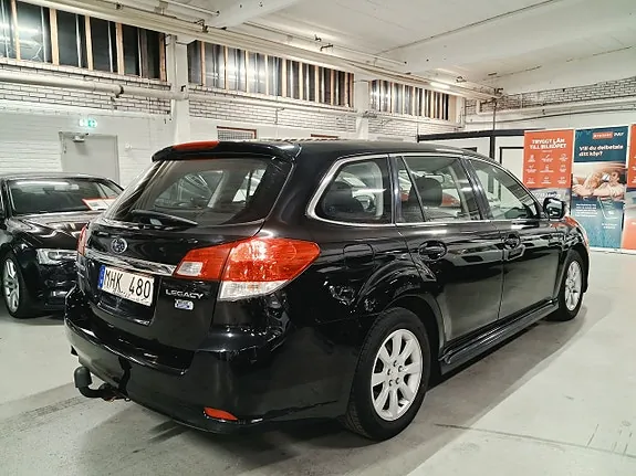 Subaru Legacy 2012 photo 3