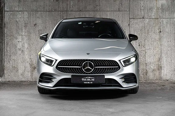 Mercedes-Benz A200 2019 photo 2