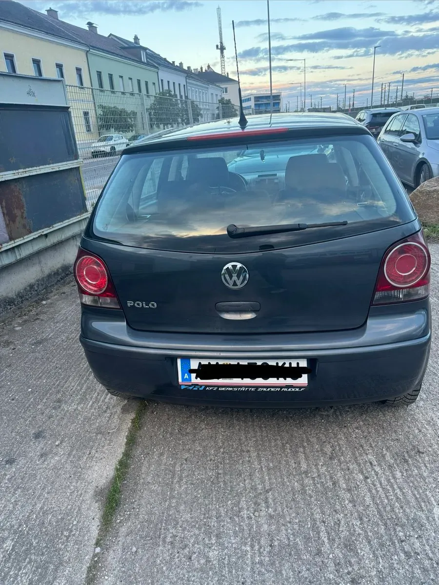 Volkswagen Polo 2009 photo 2