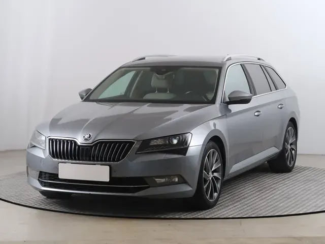 Skoda Superb Combi