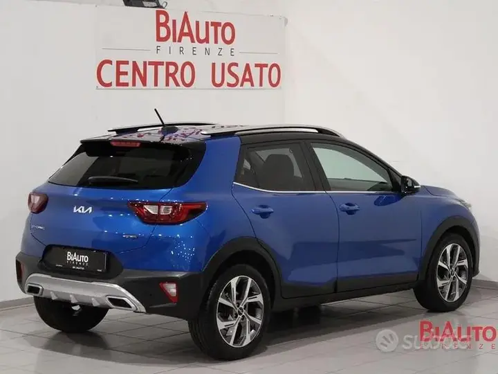 Kia Stonic 2022 photo 2