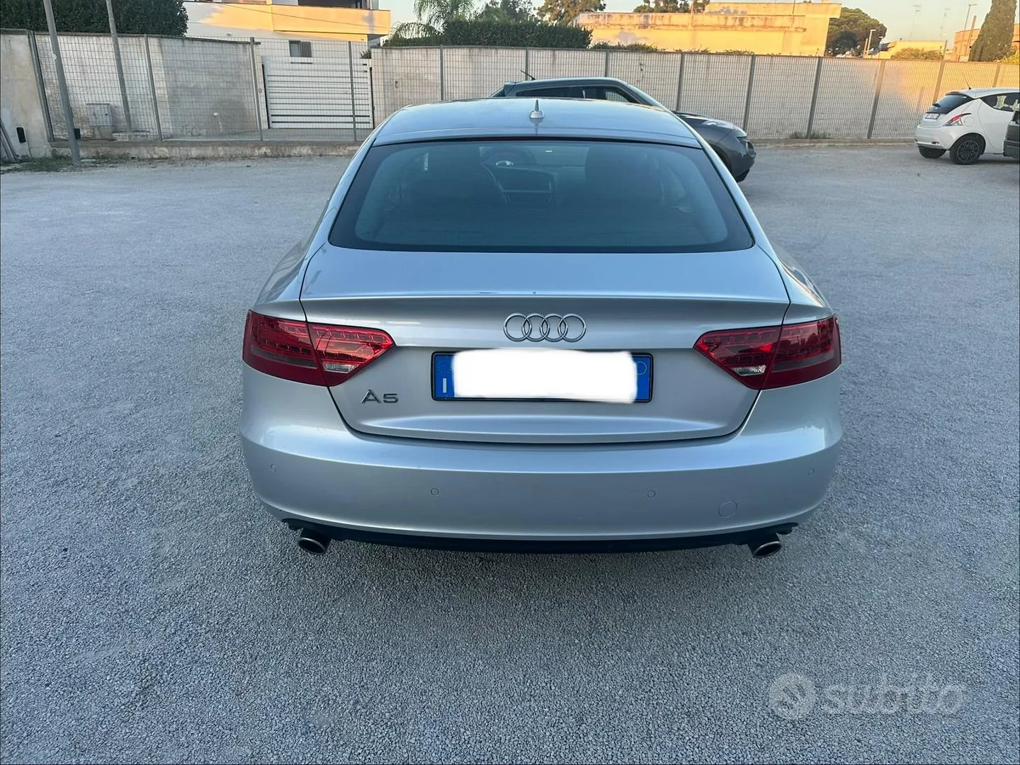 Audi A5 2010 photo 2