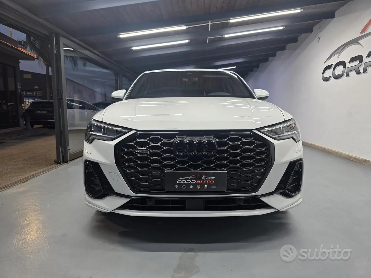 Audi Q3 2020 photo 2