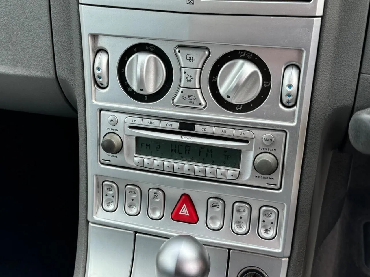 Chrysler Crossfire 2004 photo 3