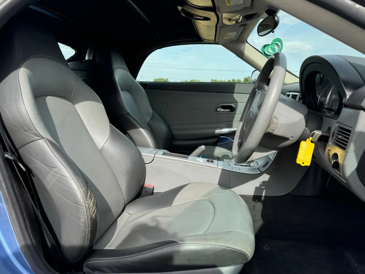 Chrysler Crossfire 2004 photo 2