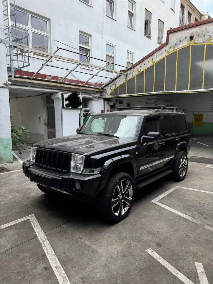 Jeep Commander