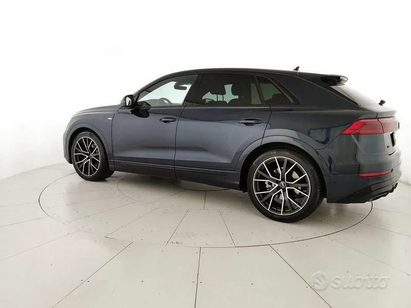 Audi Q8 2025 photo 2