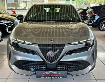 Alfa Romeo Junior 2025 photo 2