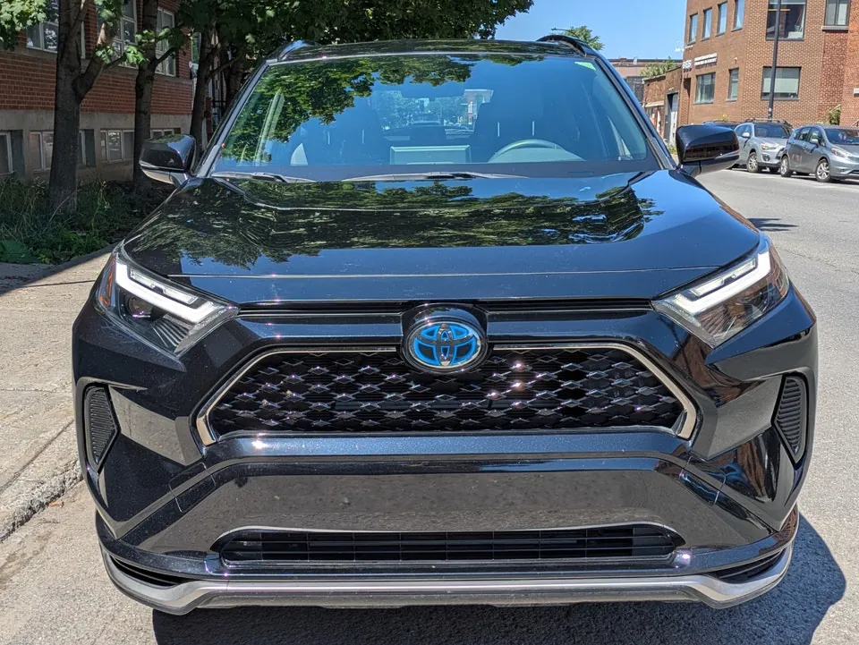 Toyota Rav4 Prime 2024 photo 3