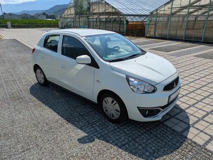 Mitsubishi Space Star 2019 photo 2
