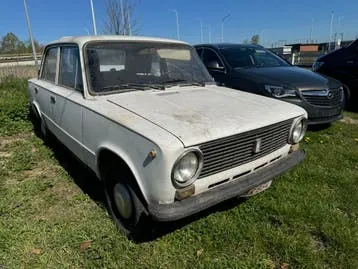 Lada 21012