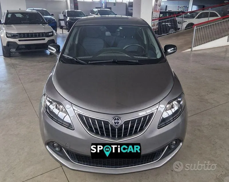 Lancia Ypsilon 2024 photo 2
