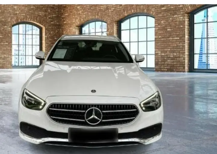 Mercedes-Benz E300