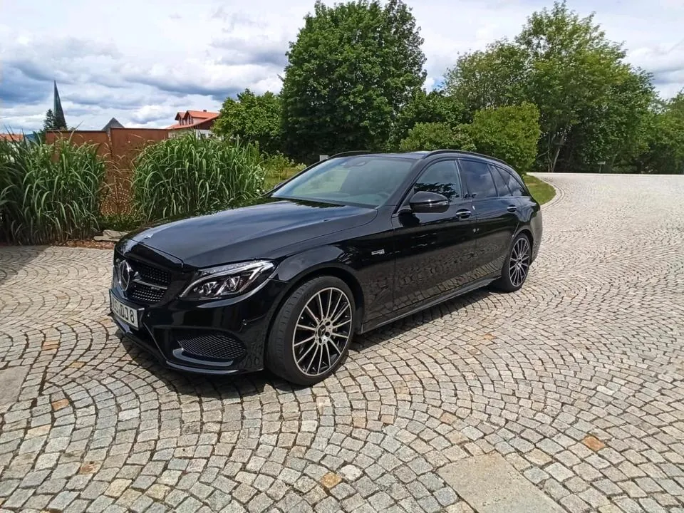 Mercedes-Benz C43