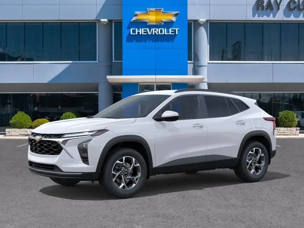Chevrolet Trax 2026 photo 2