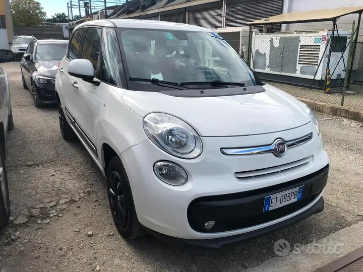 Fiat 500L 2014 photo 3