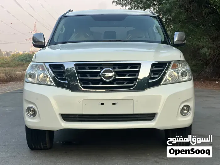 Nissan Patrol 2010 photo 2
