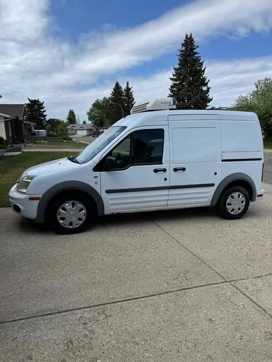 Ford Transit 2010 photo 2