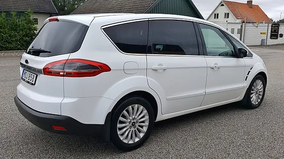 Ford S-Max 2015 photo 2