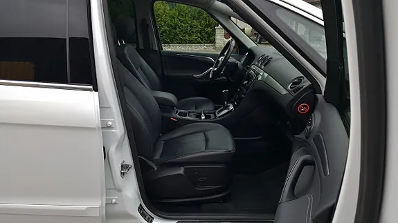 Ford S-Max 2015 photo 4