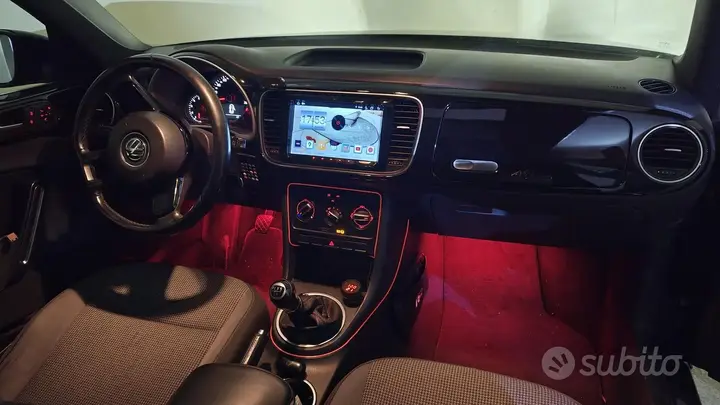 Volkswagen Maggiolino 2012 photo 3