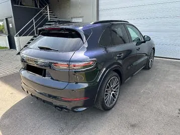 Porsche Cayenne 2023 photo 3