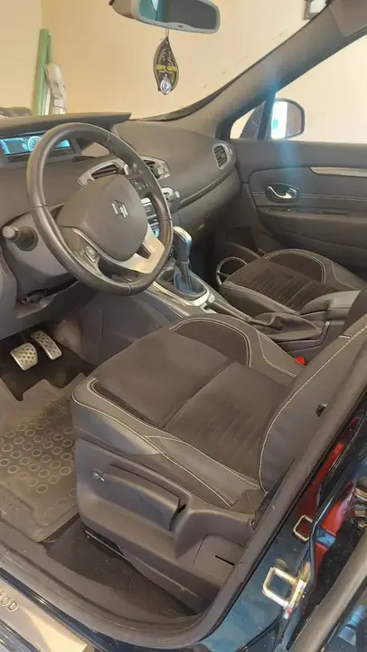 Renault Scénic 2013 photo 3