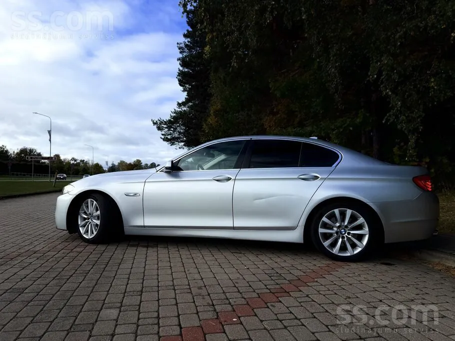 BMW 5 Series 2009 photo 3