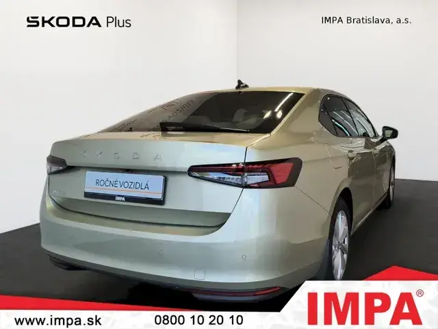 Skoda Superb 2025 photo 2