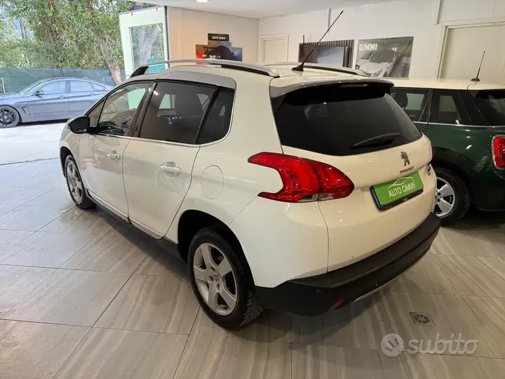 Peugeot 2008 2014 photo 2