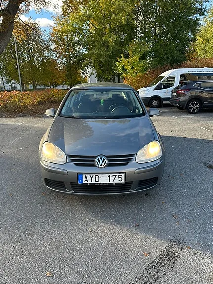 Volkswagen Golf V