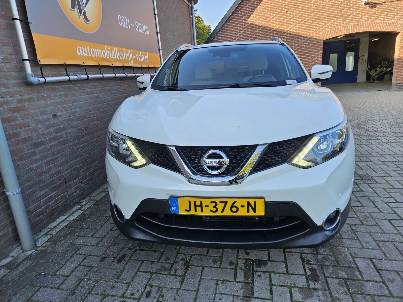 Nissan Qashqai 2016 photo 2