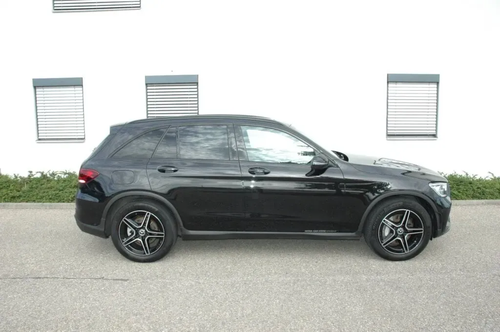 Mercedes-Benz Glc-Class 2020 photo 2