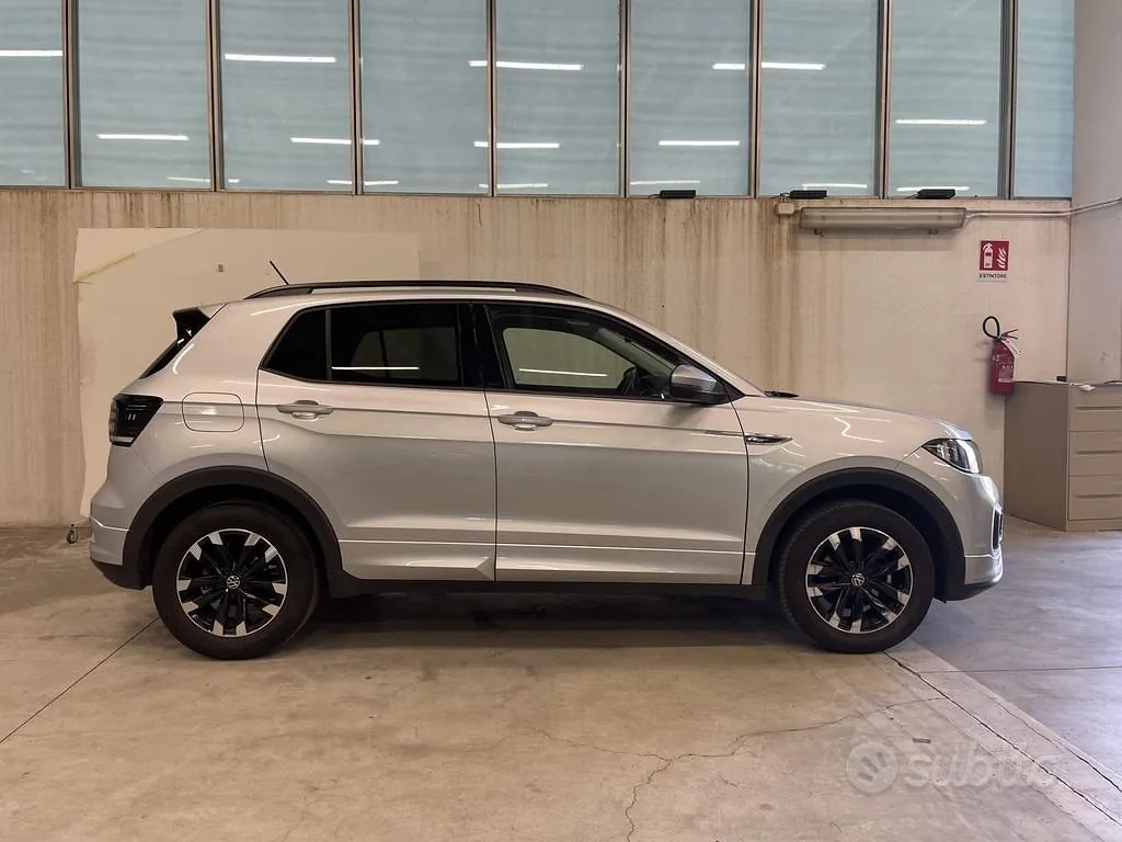 Volkswagen T-Cross 2023 photo 3