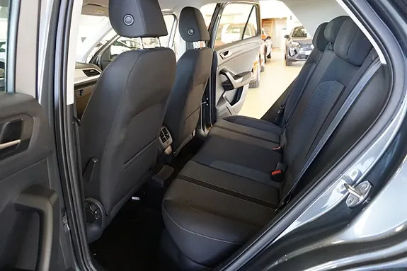 Volkswagen T-Roc 2023 photo 4