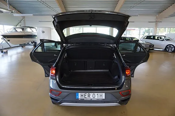 Volkswagen T-Roc 2023 photo 5