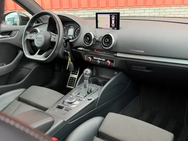 Audi A3 2019 photo 2